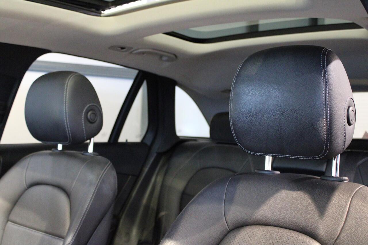 Mercedes-Benz GLC-KLASSE 200 Business Solution Limited Panorama dak