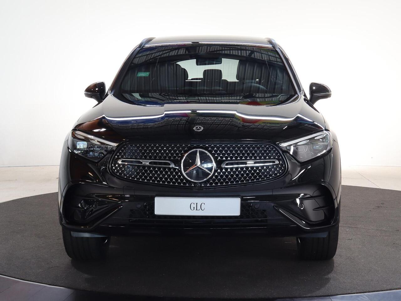 Mercedes-Benz GLC-KLASSE 300e 4MATIC Sport Edition | Panoramaschuifdak | Night | Premium pakket | 360° camera |