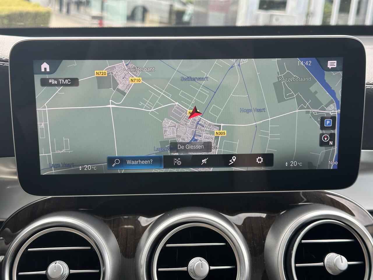 Mercedes-Benz GLC-KLASSE 200 4MATIC AMG Line Pano-Dak | Trekhaak | Elekt. Klep | Stoelverw.