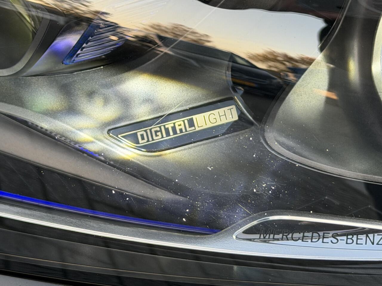 Mercedes-Benz GLC-KLASSE 300e 4MATIC AMG Line Premium Pano-Dak | Burmester | Treeplanken | Keyless | 360-Camera | Stoelverw. voor en achter