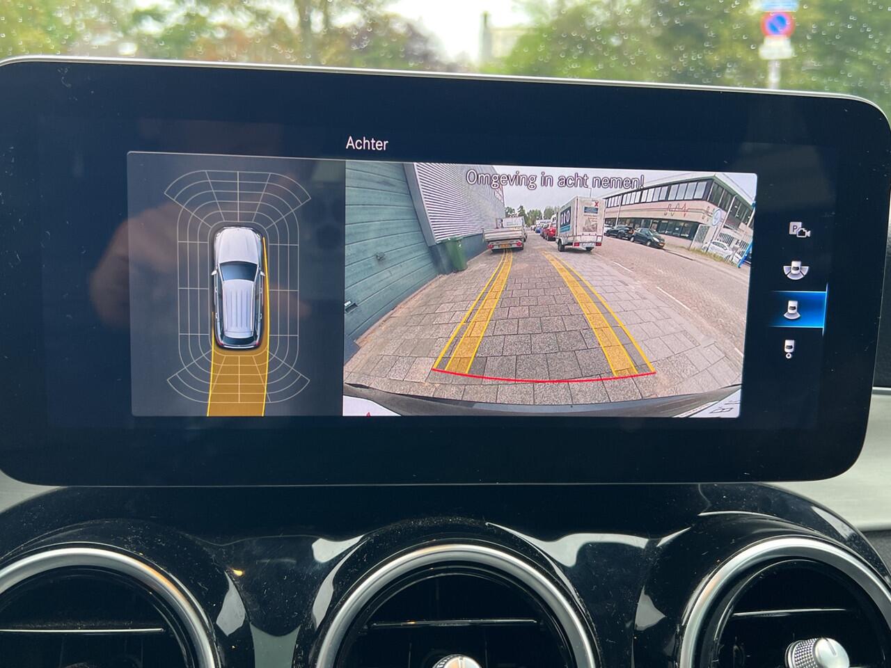 Mercedes-Benz GLC-KLASSE 300e 4MATIC AMG | Night Pack | Pano | Leder | Trekhaak