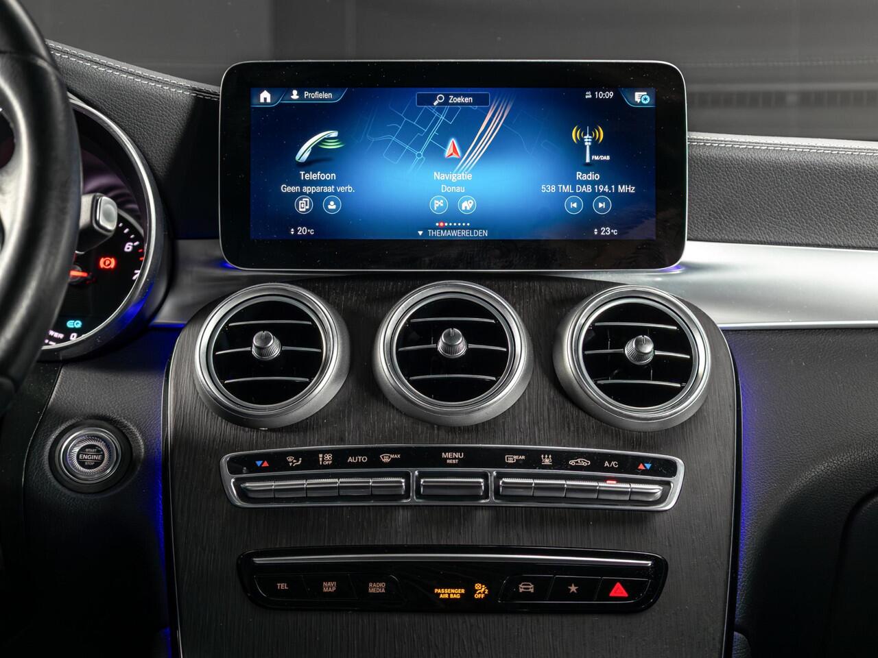 Mercedes-Benz GLC-KLASSE 300e 4MATIC Panorama dak