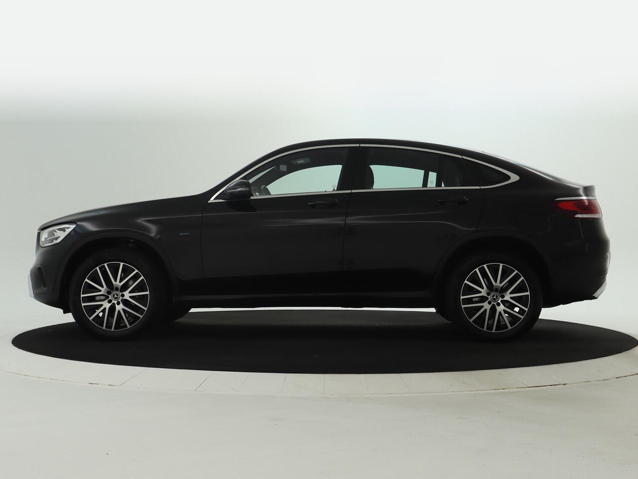 Mercedes-Benz GLC-KLASSE 300e 4MATIC Business Solution Luxury Stoelverwarming | Achteruitrijcamera | cruise control Inclusief 24 maanden MB Certified garantie voor Europa.