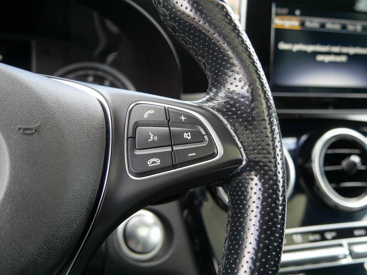 Mercedes-Benz GLC-KLASSE Coupé 250 4MATIC Business Solution AMG | PANODAK | CAMERA | NAVIGATIE |