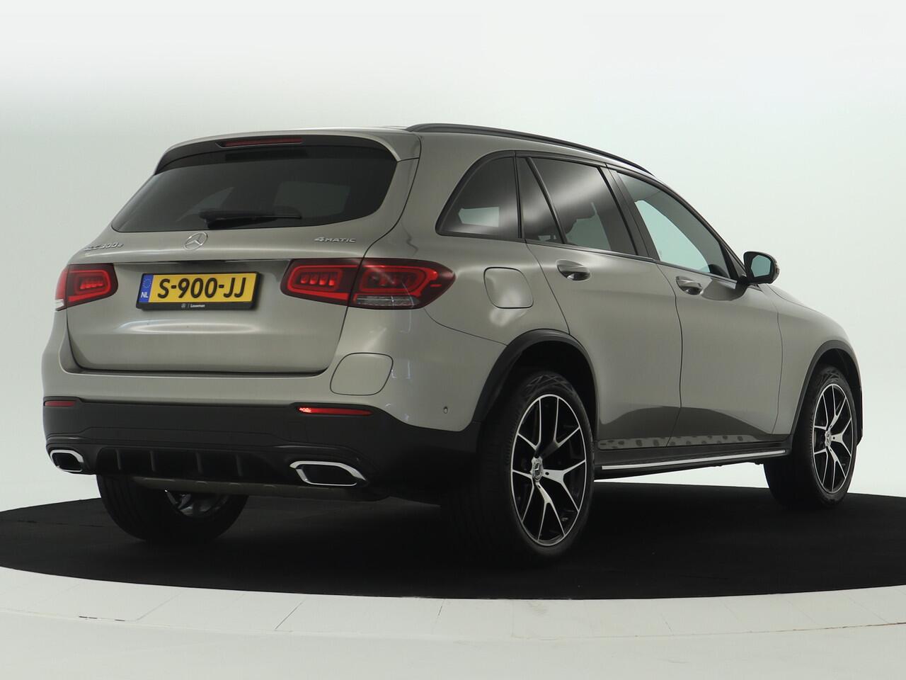 Mercedes-Benz GLC-KLASSE 300 e 4MATIC Premium Plus | AMG Styling | Night Pakket | Dode hoek assistent | Trekhaak | Inclusief 24 maanden MB Certified garantie voor Europa.