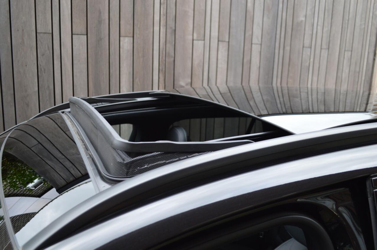 Mercedes-Benz GLC-KLASSE 400e 4MATIC AMG Led Panorama Leder Memory Burmester Trekhaak Pdc