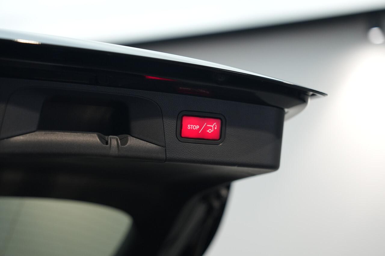 Mercedes-Benz GLC-KLASSE 300e 4MATIC AMG ? ADAP.CRUISE ? TREKHAAK ? MEMORY ? DIG.DASH ? 360 CAM ? PANO ? MULTIBEAM ? NIGHT