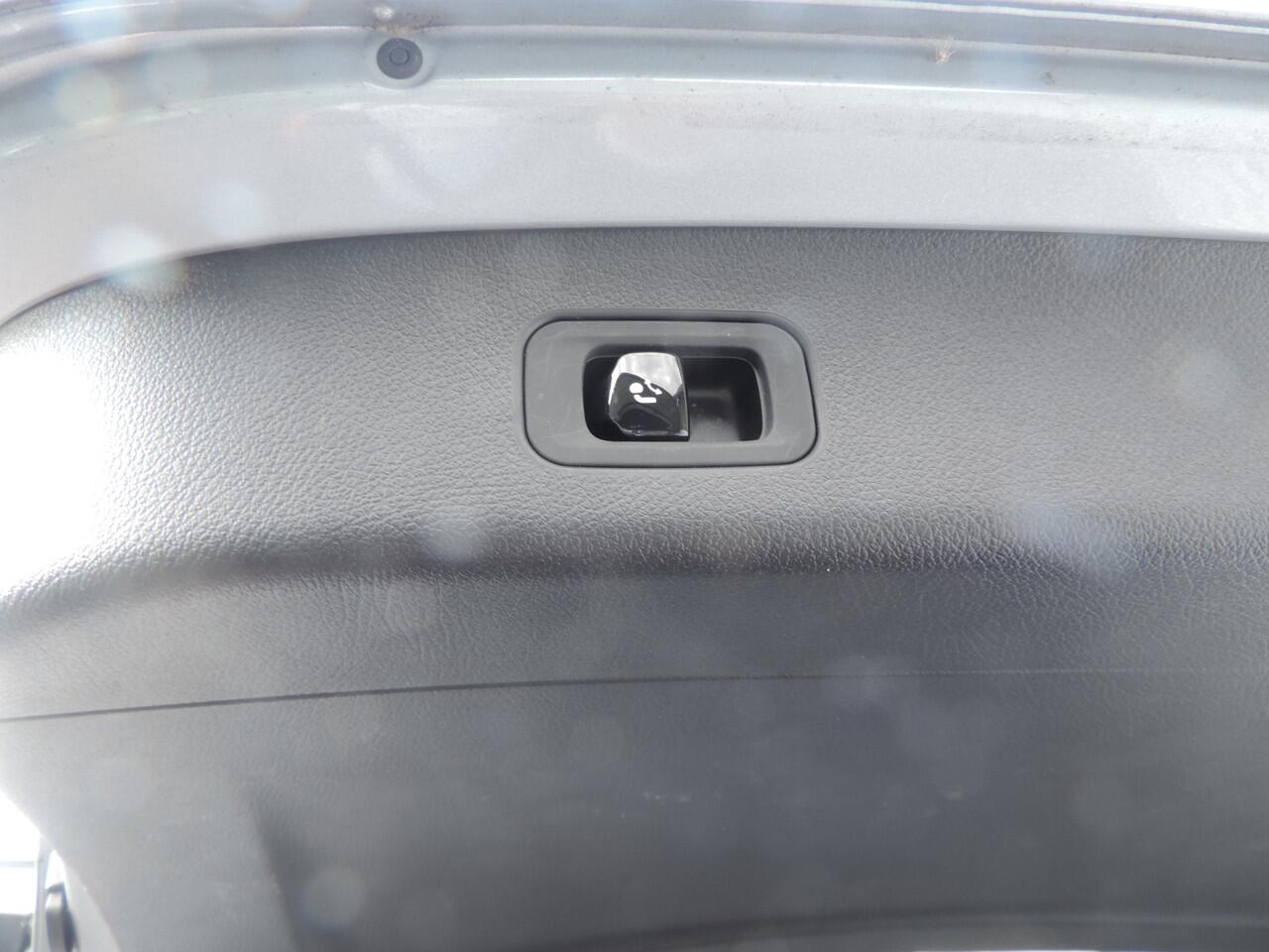 Mercedes-Benz GLC-KLASSE 300e 4MATIC Luxury Line trekhaak