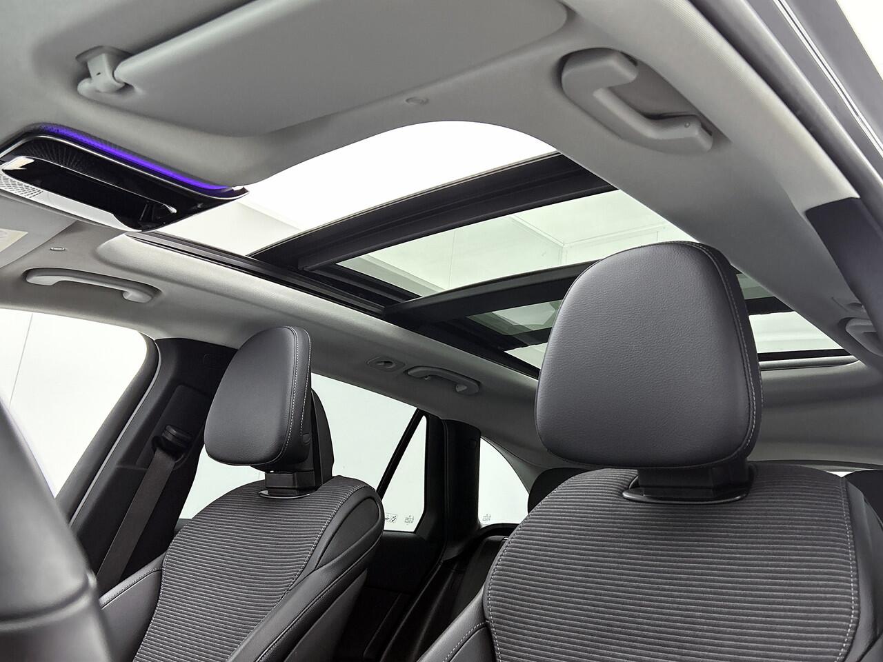 Mercedes-Benz GLC-KLASSE 300 e 4MATIC Luxury Plug-In Hybride | Avantgarde Advanced Plus | Panoramadak | Distronic | 360° camera | Stuur en Stoelverwarming | Inclusief 24 maanden MB Certified garantie voor Europa.