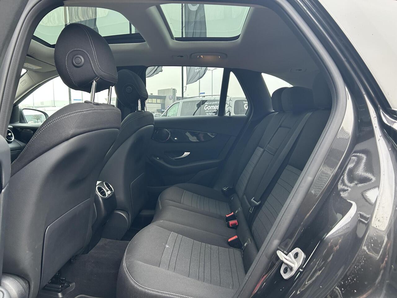 Mercedes-Benz GLC-KLASSE 300e 4MATIC | Stoelverwarming | Panoramadak | Cruise Control