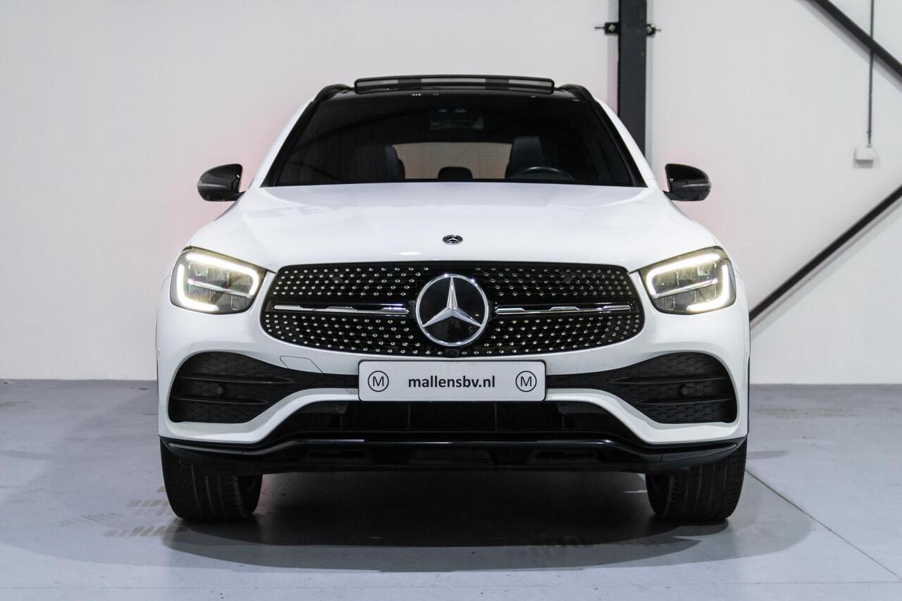 Mercedes-Benz GLC-KLASSE 300e 4MATIC AMG/PANO/TREKHAAK/360/NIGHT/DEALEROH/CARPLAY
