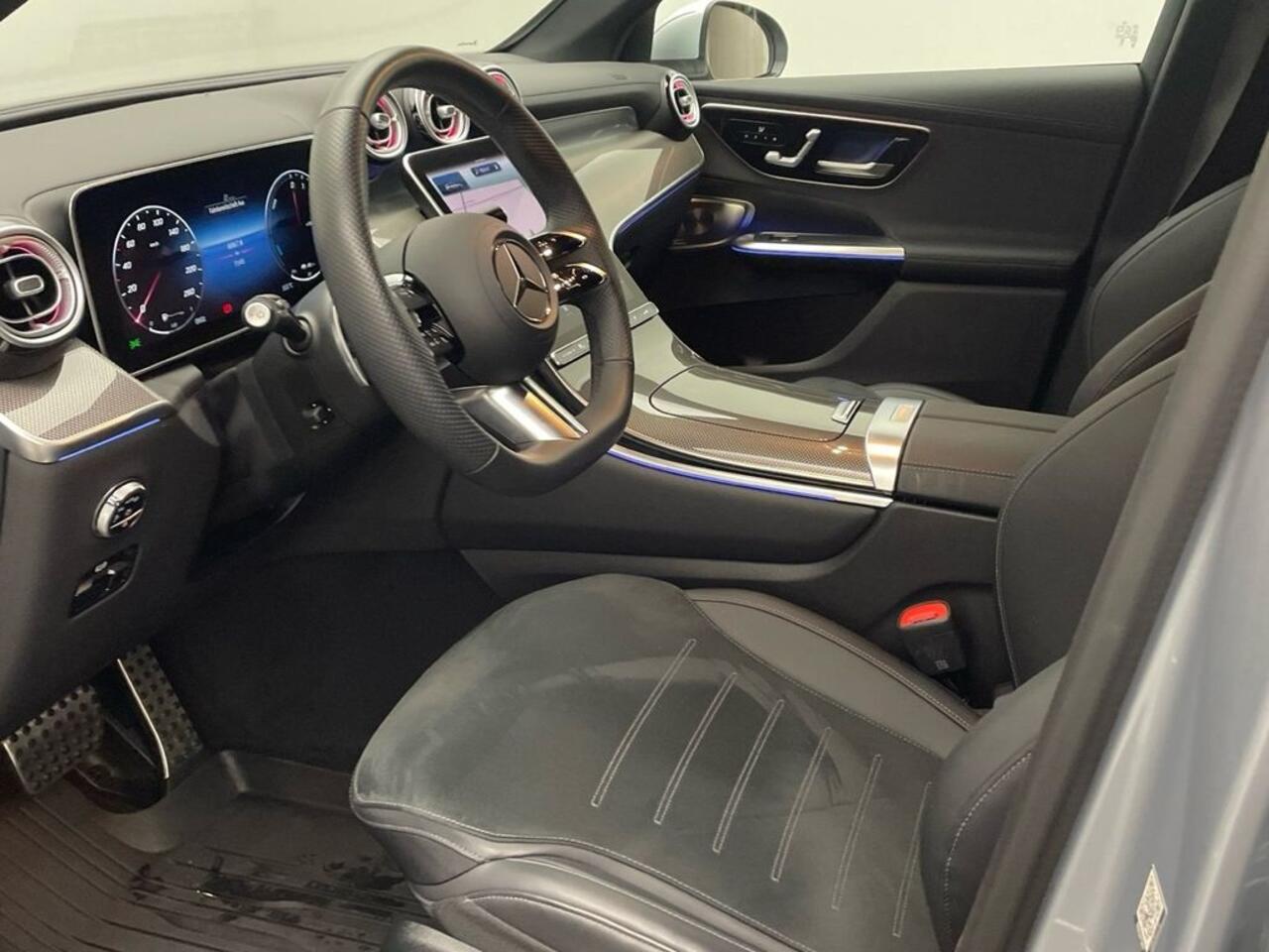 Mercedes-Benz GLC-KLASSE 300de 4MATIC AMG Line Diesel Plug-In Hybride Trekhaak Burmester Distronic Memory Stuurverwarming