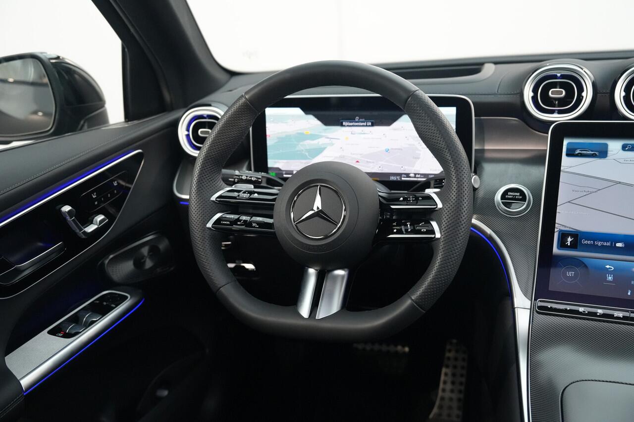 Mercedes-Benz GLC-KLASSE 300e 4MATIC AMG Premium+ ? LUCHTVERING ? ACHTERAS BESTURING ? PANO ? BURMESTER ? HEAD-UP