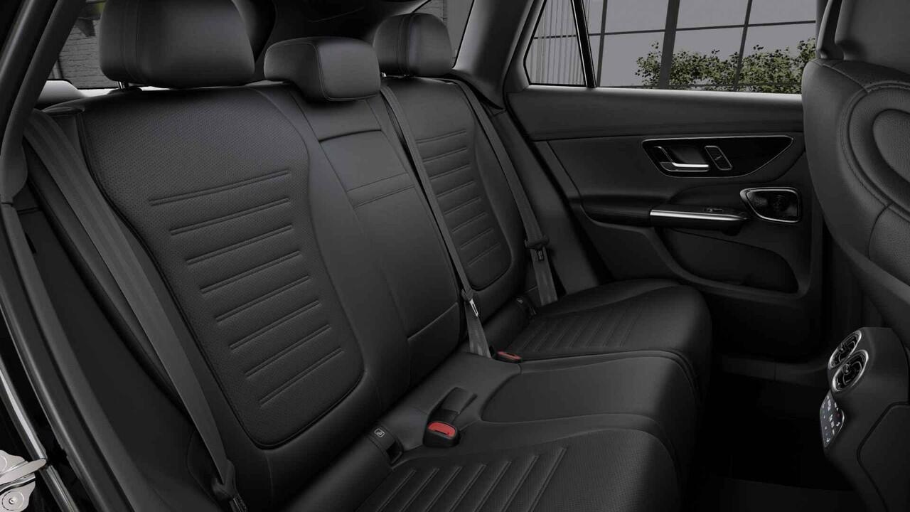 Mercedes-Benz GLC-KLASSE 300e 4MATIC Sport Edition | Panoramaschuifdak | Premium Plus | Trekhaak | Head-Up | Burmester |