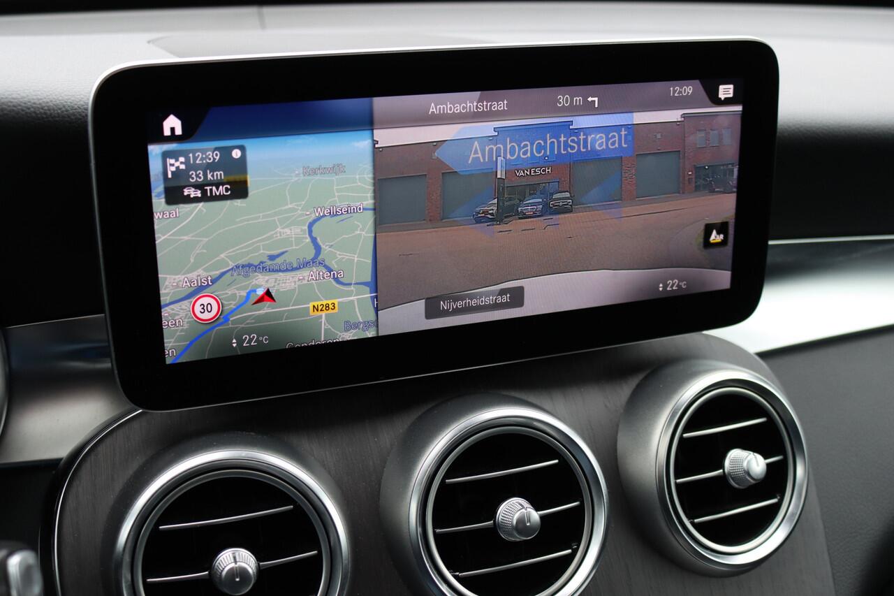 Mercedes-Benz GLC-KLASSE Coupé 300 4MATIC Premium+ AMG Line Aut9 | Schuifdak | Distronic+ | Trekhaak | Burmester | Memory | Surround Camera | Multibeam LED | Augmented Reality | Nightpakket |