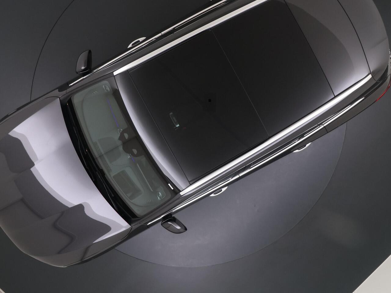 Mercedes-Benz GLC-KLASSE 300e 4MATIC Sport Edition | Distronic Cruise Control | Massagestoelen Voorin | Memoryseats | Panorama - Schuifdak | Head-Up Display | 360° Camera | Burmester Surround Sound