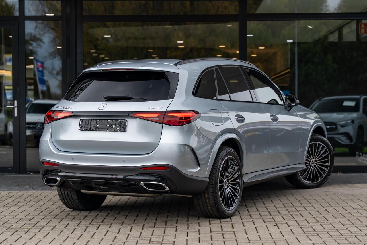 Mercedes-Benz GLC-KLASSE 300e 4MATIC Sport Edition | Panoramaschuifdak | Premium pakket | Nightpakket | 360° camera | Dodehoekassistent | DIGITAL LIGHT | Trekhaak |