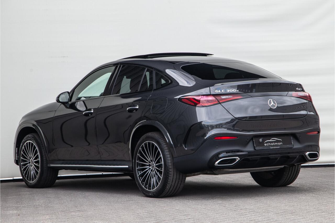 Mercedes-Benz GLC-KLASSE Coupé 300e 4MATIC AMG Premium, Pano, Nightpack, Leder Exclusief, 2024