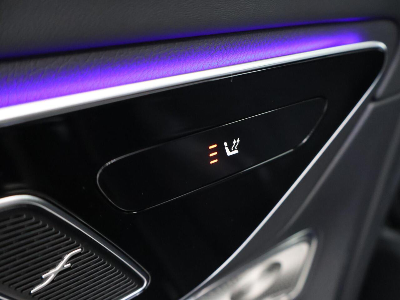 Mercedes-Benz GLC-KLASSE 300e 4MATIC AMG Night | Panoramadak | Rijassistentiepakket | Burmester | Trekhaak | Digital Light | Memory | Headup |