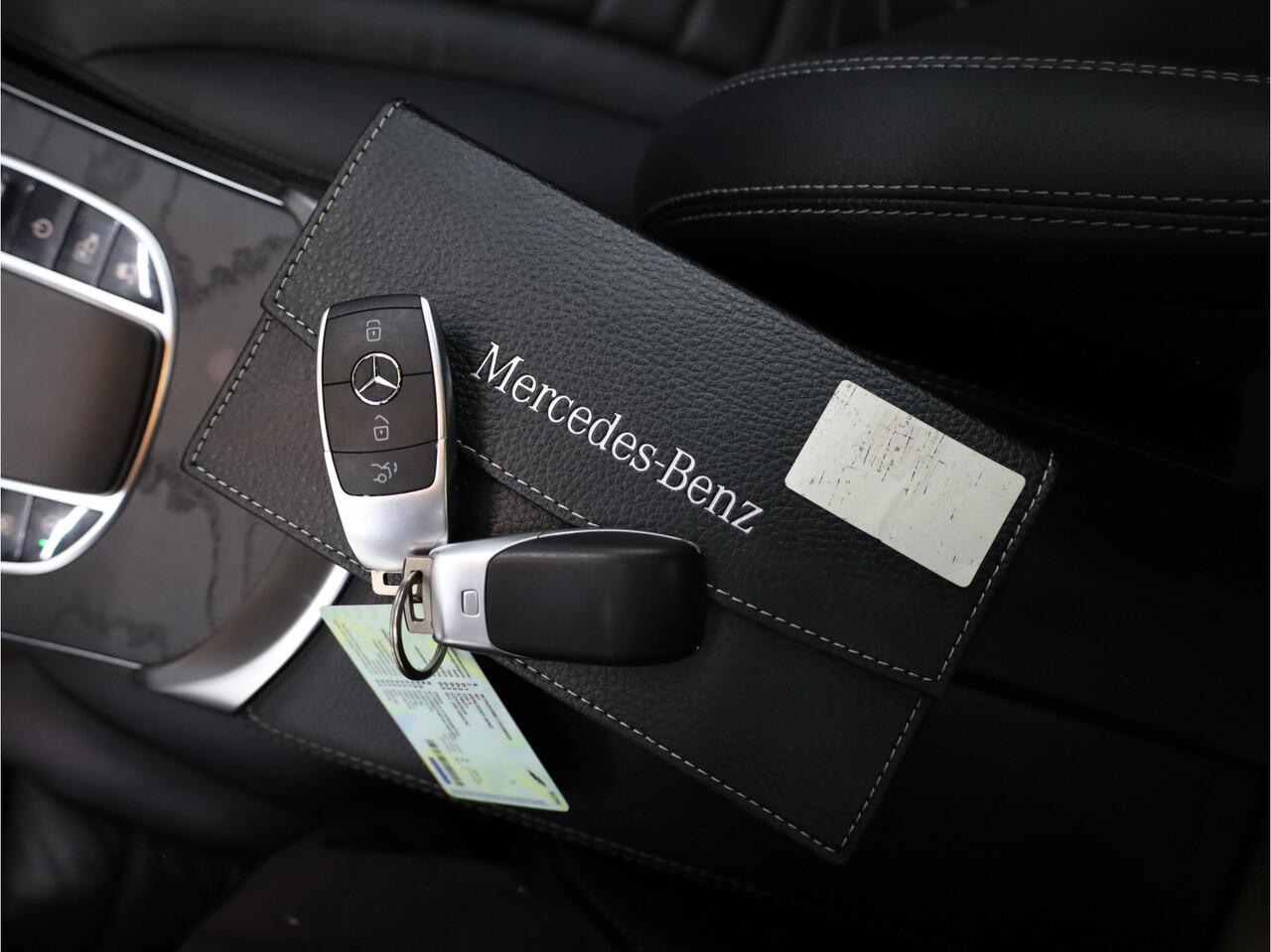 Mercedes-Benz GLC-KLASSE 200 4MATIC Business Solution AMG Burmester | Schuif-\kantel dak | AMG Pakket | Sfeer verlichting