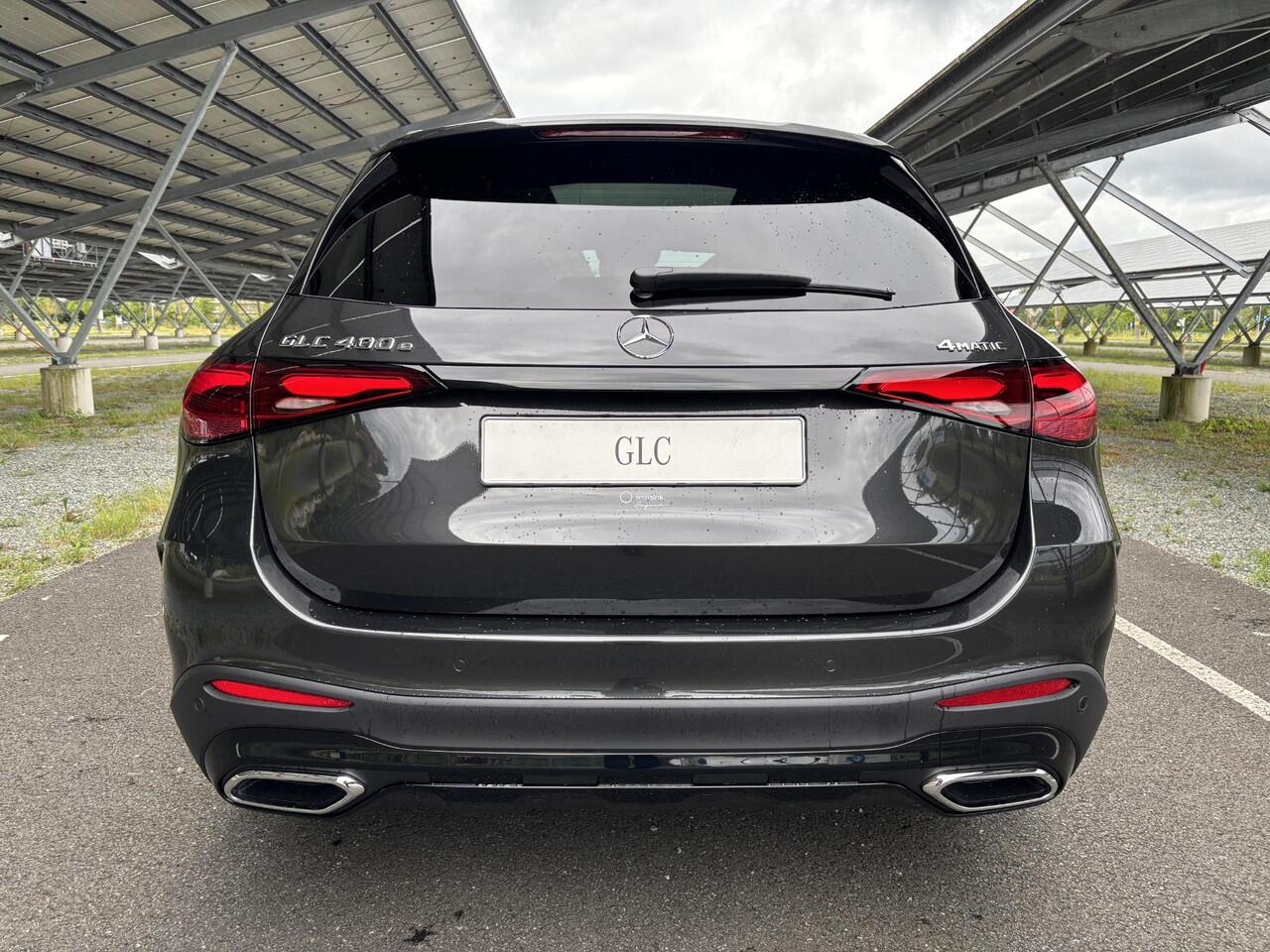 Mercedes-Benz GLC-KLASSE 400e 4MATIC Sport Edition | Night | Panoramadak | Burmester | Rijassistentiepakket + | Airmatic | Head-up display |