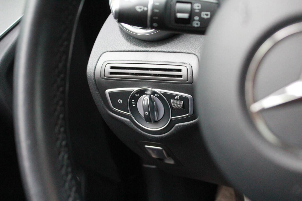 Mercedes-Benz GLC-KLASSE 300e 4MATIC Premium Plus | Pano | Trekhaak | Carplay |