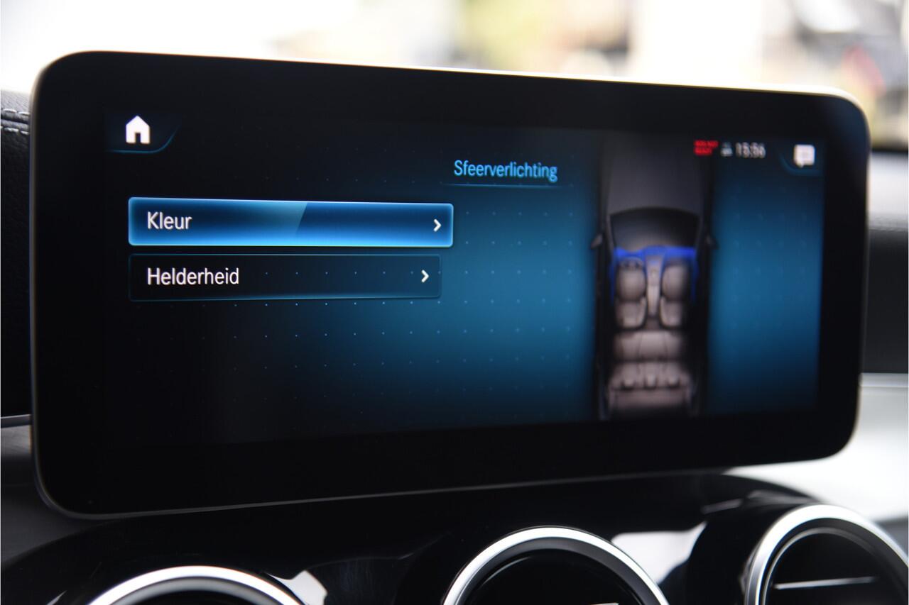 Mercedes-Benz GLC-KLASSE Coupé 300e 4MATIC AMG Line