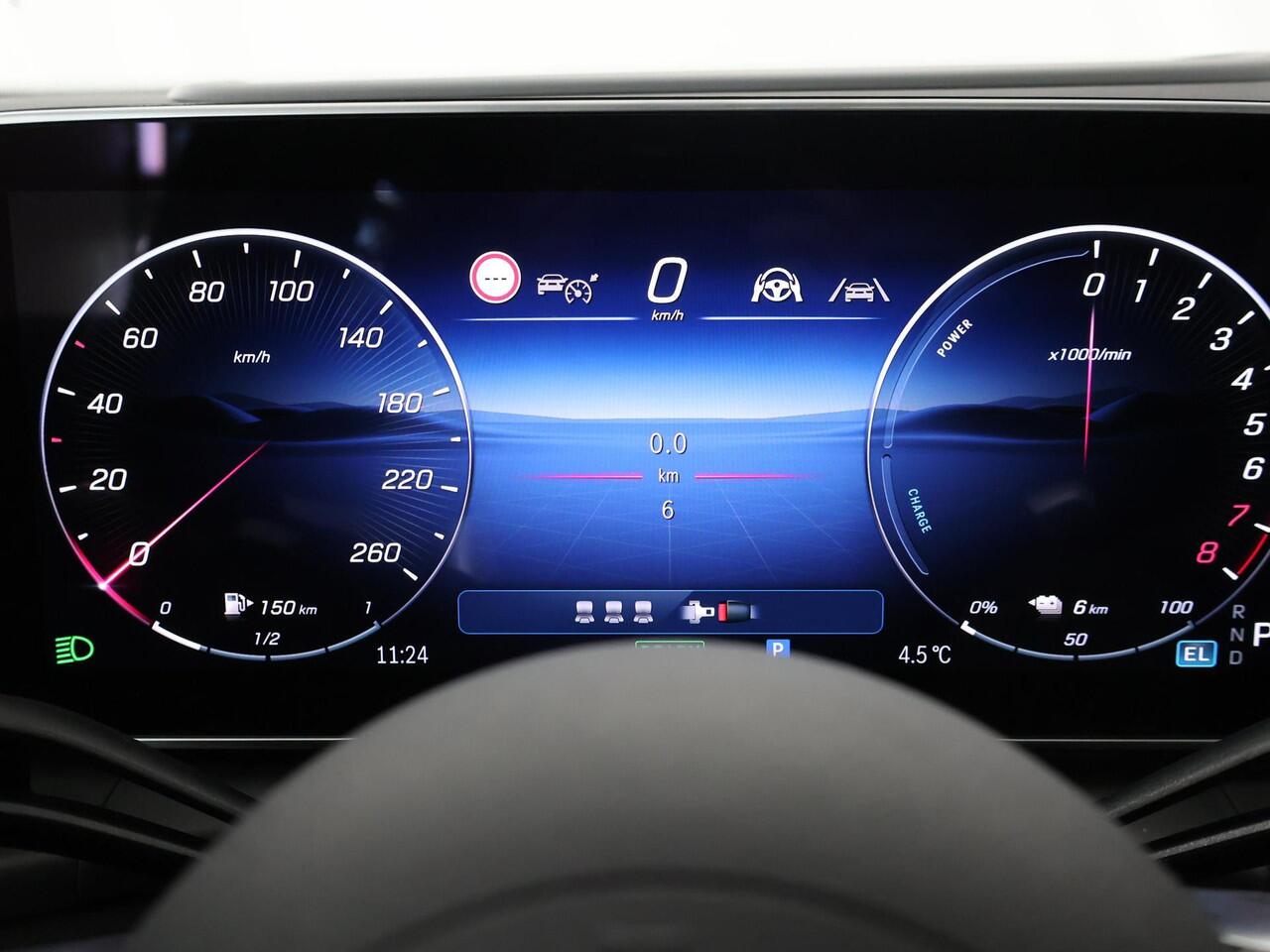 Mercedes-Benz GLC-KLASSE 300e 4MATIC Sport Edition | Panoramadak | Trekhaak | Burmester || Head up display | Rijassistentie pakket |