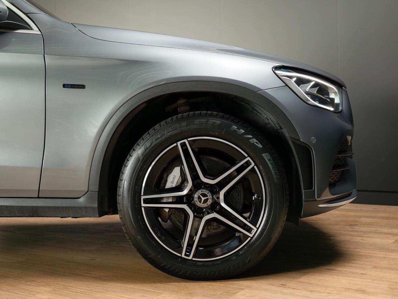 Mercedes-Benz GLC-KLASSE 300e 4MATIC Panorama dak