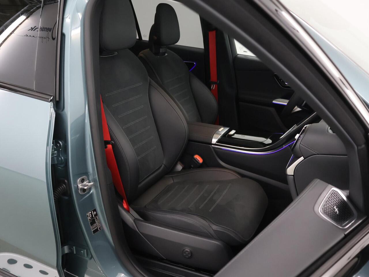 Mercedes-Benz GLC-KLASSE 300e 4MATIC AMG Line | Premium | 360 camera | Trekhaak | Panoramadak | Night pakket | Rij assistentiepakket | Burmester |