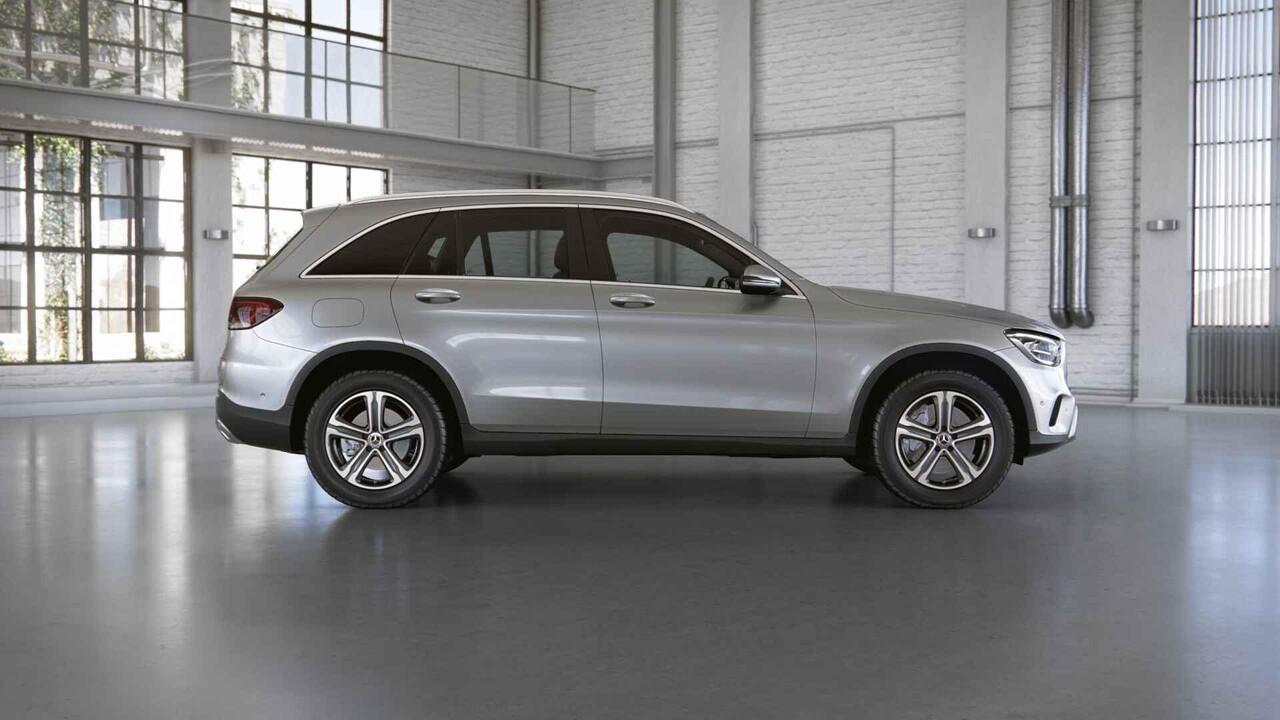 Mercedes-Benz GLC-KLASSE 300e 4MATIC Business Solution Luxury | Panoramadak | Distronic | Keyless | LED verlichting | Achteruitrijcamera | Stoelverwarming |