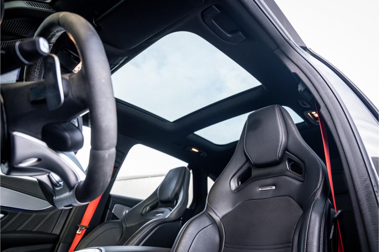 Mercedes-Benz GLC-KLASSE AMG GLC63 4MATIC+ /// AMG - Performance l Panorama l Trekhaak l HUD