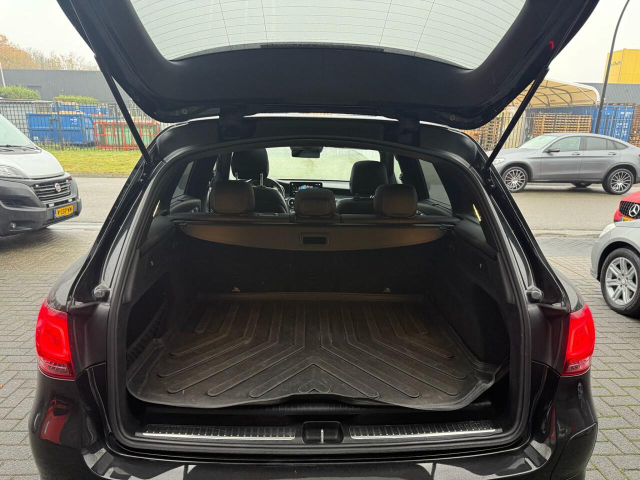 Mercedes-Benz GLC-KLASSE 300de 4MATIC Premium Plus | 2E EIGENAAR | PANO DAK | BURMESTER | NAVI | LED |