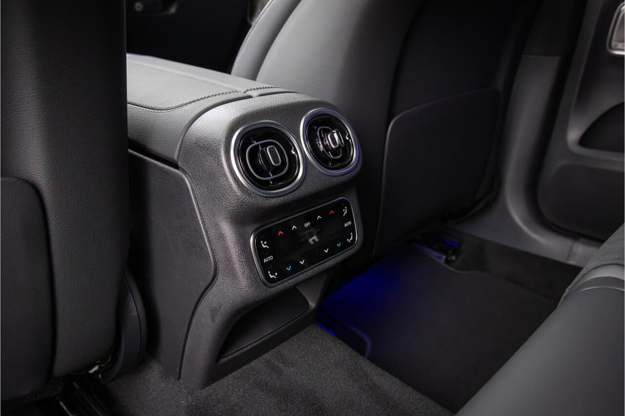 Mercedes-Benz GLC-KLASSE Coupé 300de 4MATIC AMG Line Alpingrau - Luchtvering