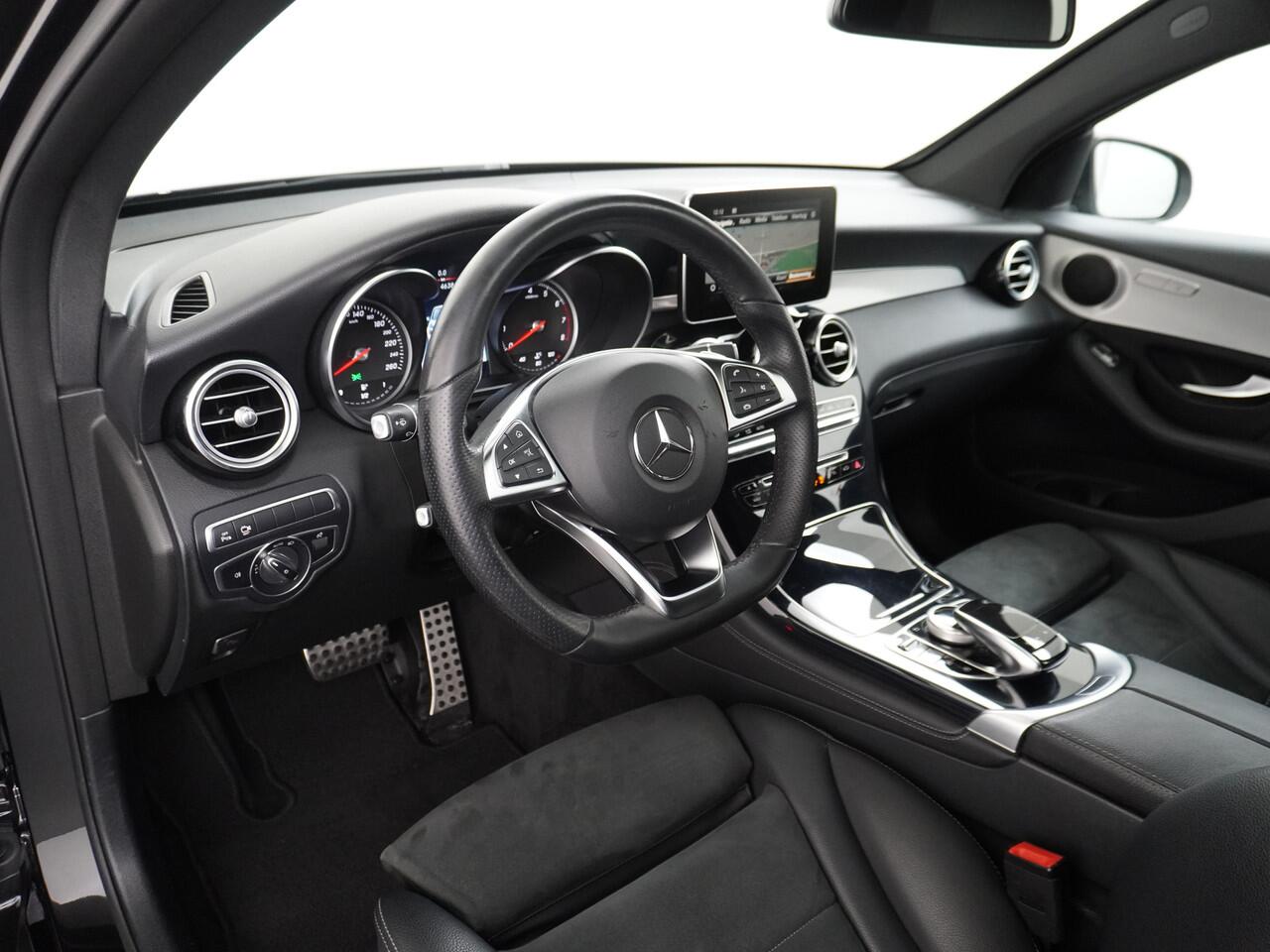 Mercedes-Benz GLC-KLASSE Coupé 250 4MATIC AMG line | Schuifdak 360 Camera