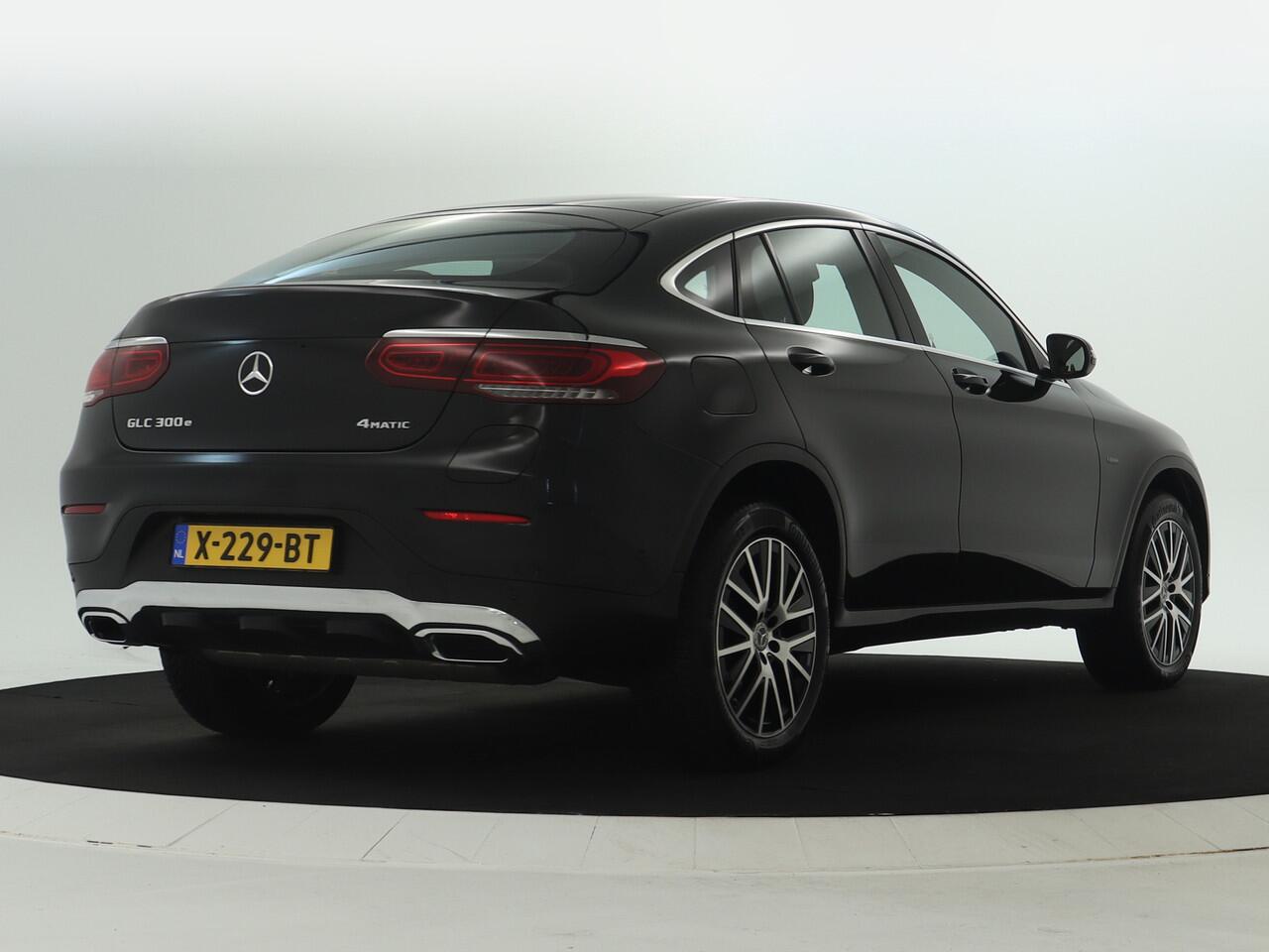 Mercedes-Benz GLC-KLASSE 300e 4MATIC Business Solution Luxury Stoelverwarming | Achteruitrijcamera | cruise control Inclusief 24 maanden MB Certified garantie voor Europa.
