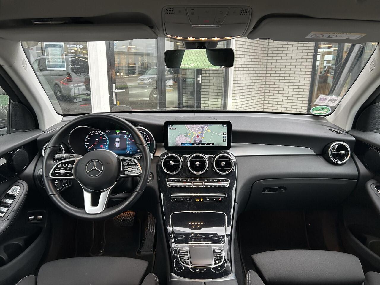 Mercedes-Benz GLC-KLASSE 300e 4MATIC Business Solution | Stoelverwarming | Cruise Control | Navigatie