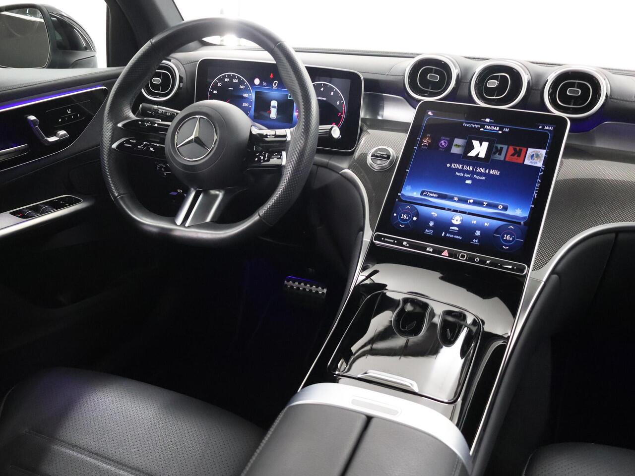 Mercedes-Benz GLC-KLASSE 200 4MATIC AMG Line | Panoramadak | Memory | Trekhaak | Sfeerverlichting | Winter pakket |