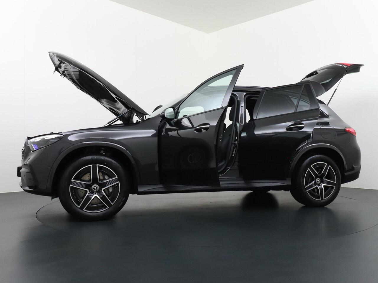 Mercedes-Benz GLC-KLASSE 400e 4MATIC Sport Edition | Burmester Surround Sound | Panorama - Schuifdak | Trekhaak Wegklapbaar | Digital Light | 360° Camera | Distronic Cruise Control | Memorystoelen