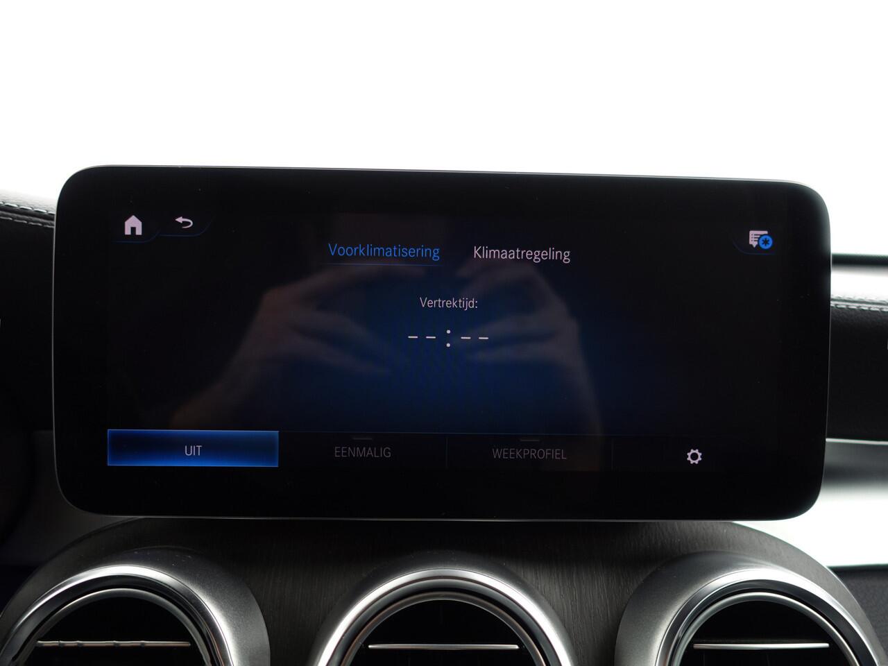 Mercedes-Benz GLC-KLASSE 300e 4MATIC AMG Prestige Plus Aut- Panodak, 360 Camera, Sfeerverlichting, Virtual Cockpit, Burmester, Standkachel