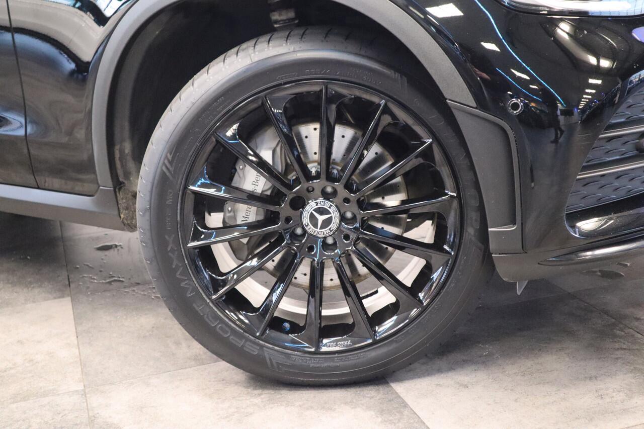 Mercedes-Benz GLC-KLASSE Coupé 300e 4MATIC Business Solution AMG Hybride Navigatie Cruise Control 19LMV 360 Camera Schuifdak