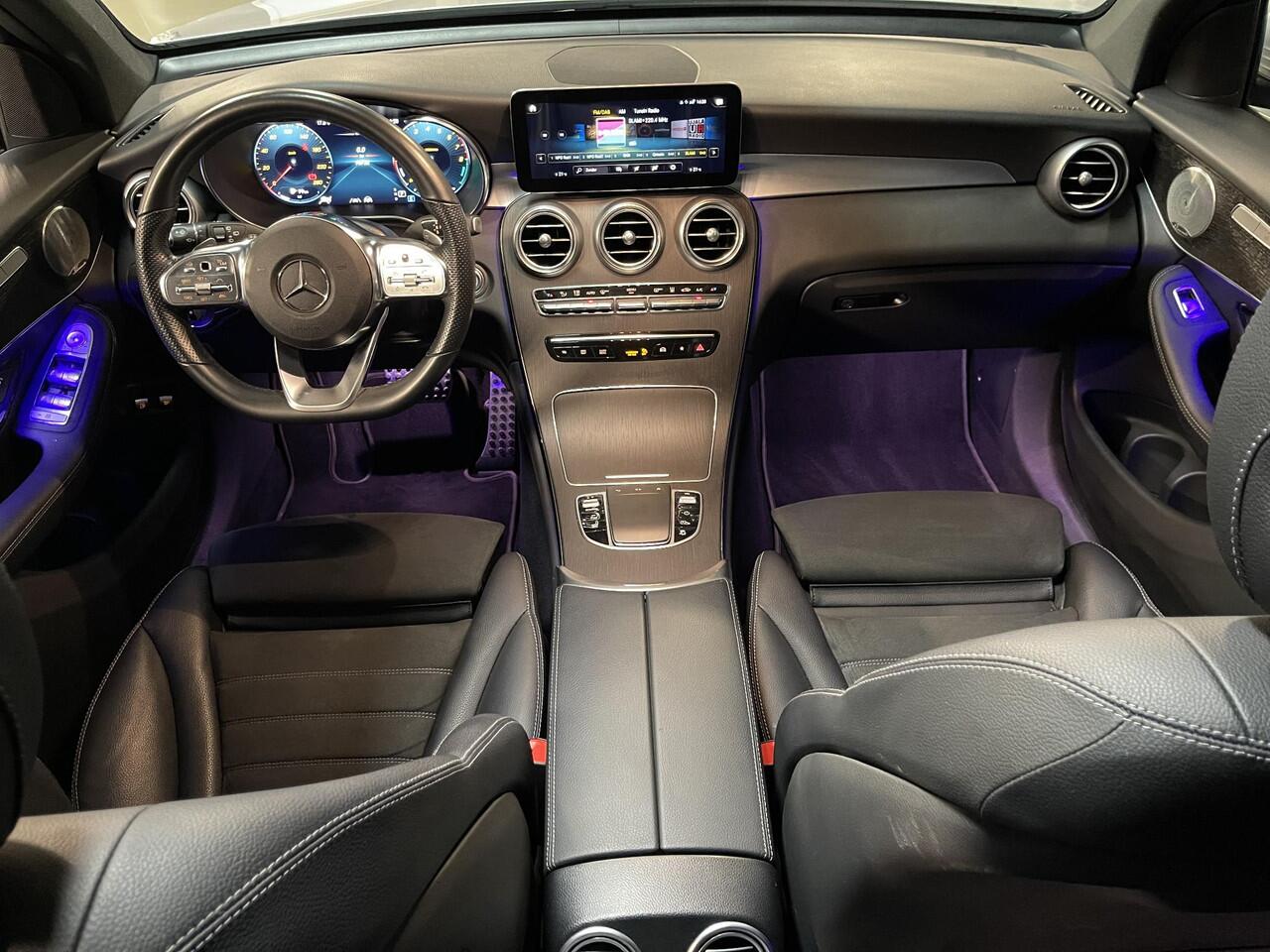 Mercedes-Benz GLC-KLASSE 300e 4MATIC AMG Line 19"/Panoramadak/Dodehoek/Adaptieve cruise/Keyless/Burmester/Matrix LED/Apple Carplay & Android Auto/Stoelverwarming/Elektrische klep