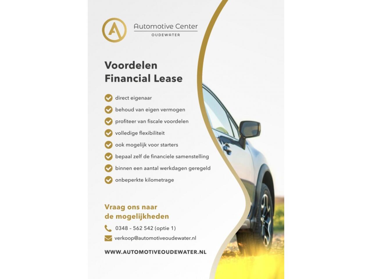 Mercedes-Benz GLC-KLASSE 300e 4MATIC AMG | PHEV | CAMERA | LEER | CARPLAY | SFEERVERLICHT