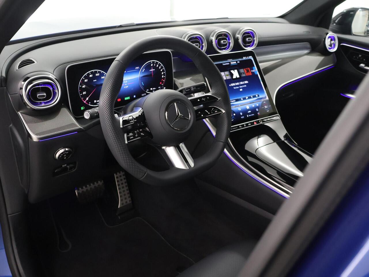 Mercedes-Benz GLC-KLASSE 300e 4MATIC Sport Edition | Panoramaschuifdak | Trekhaak | Premium | Night Pakket | 20"LM velgen AMG | 360°-camera | DIGITAL LIGHT | Stoelverwarming | Dodehoekassistent |