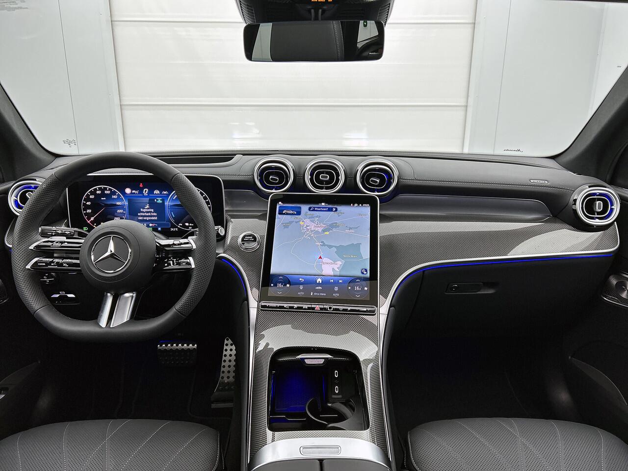 Mercedes-Benz GLC-KLASSE 300e 4MATIC Sport Edition | Trekhaak | Nightpakket | AMG Premium Plus | Rijassistentiepakket Plus | Memorypakket | URBAN GUARD voertuigbescherming plus | Winter pakket | KEYLESS GO-comfortpakket | Parkeerpakket met 360°-camera |