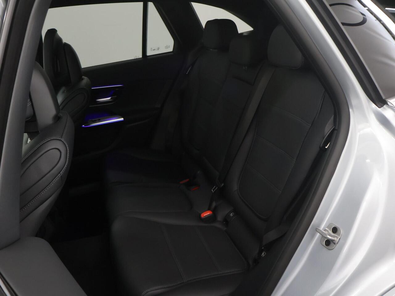 Mercedes-Benz GLC-KLASSE 300e 4MATIC Sport Edition Panoramadak | Premium plus | Trekhaak | Rij ass pakket | 20 inch LM | Night pakket