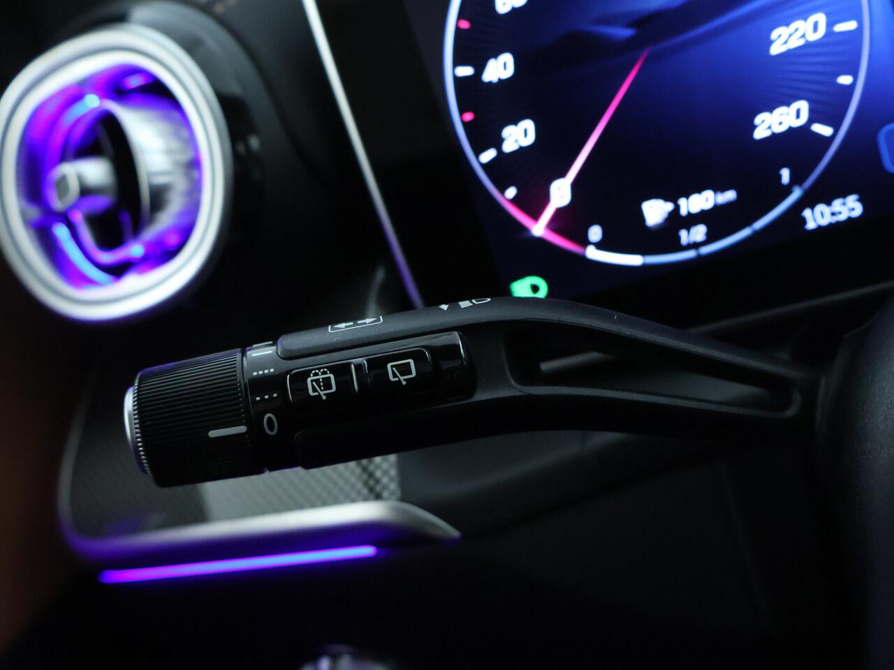 Mercedes-Benz GLC-KLASSE 400e 4MATIC AMG Line | Trekhaak | Rijassistentiepakket Plus | Nightpakket | AMG Premium Plus | Stoelventilatie voor | Winter pakket | Parkeerpakket met 360°-camera | KEYLESS GO-comfortpakket | EASY PACK achterklep |