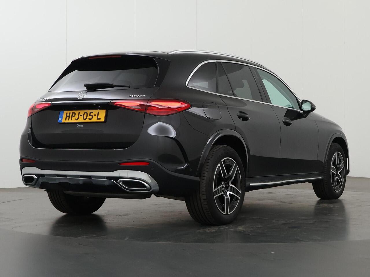 Mercedes-Benz GLC-KLASSE 300e 4MATIC AMG Line | Panoramadak | Head up display | Distronic | Advanced sound system |