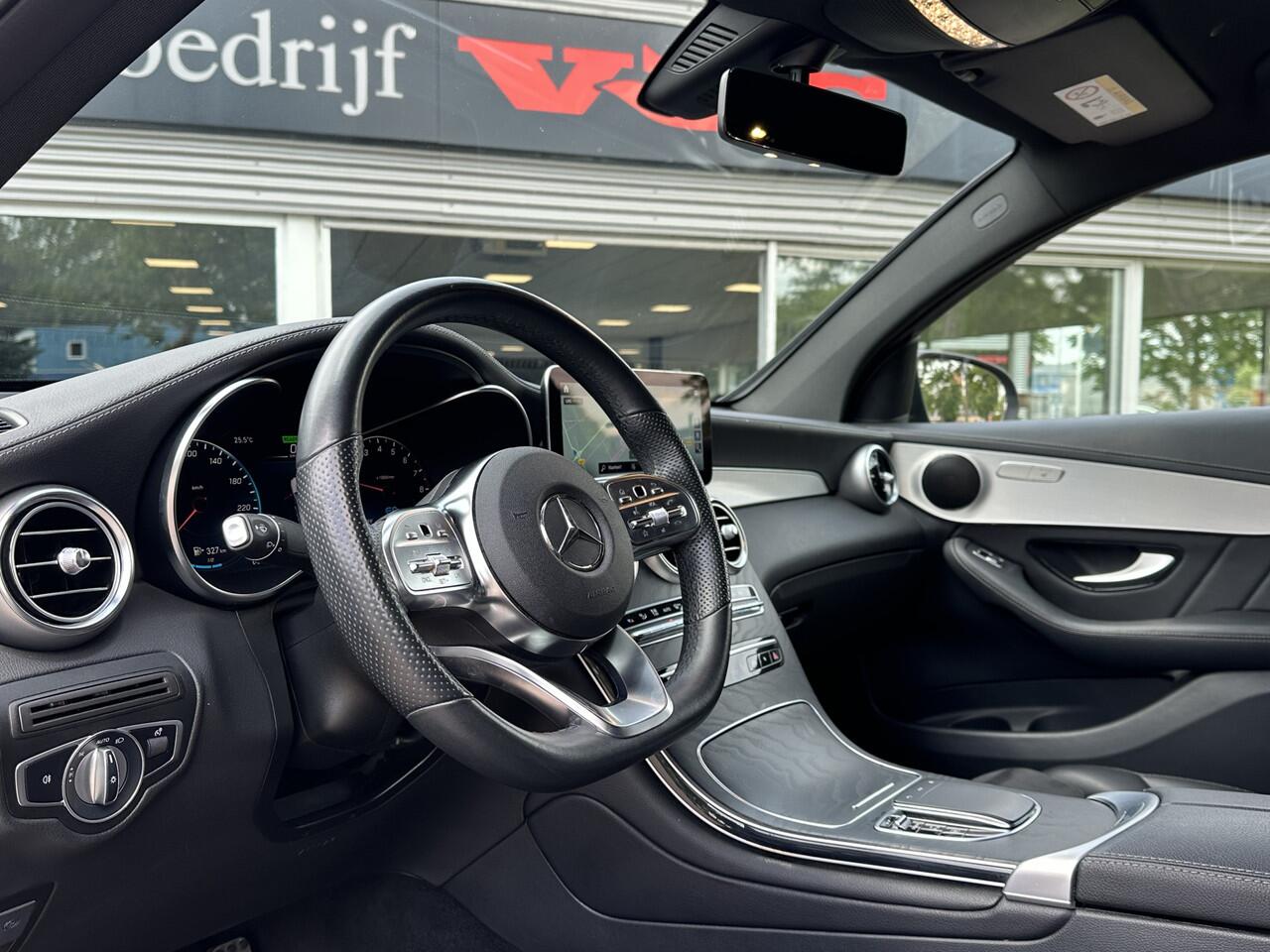 Mercedes-Benz GLC-KLASSE Coupé 300e 4MATIC AMG-Line | Night pakket | Camera | Virtual cockpit