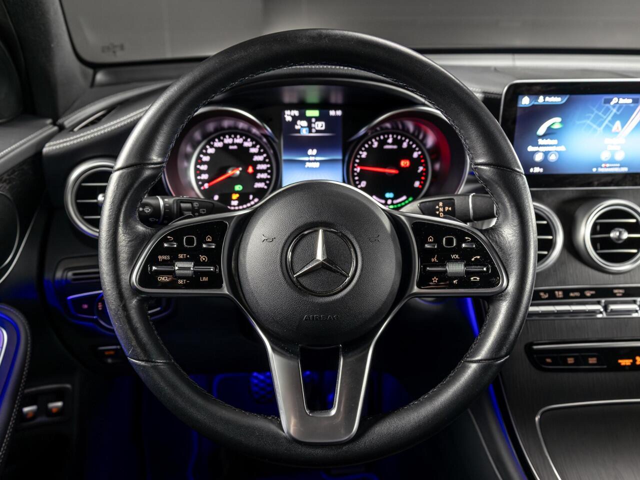 Mercedes-Benz GLC-KLASSE 300e 4MATIC Panorama dak